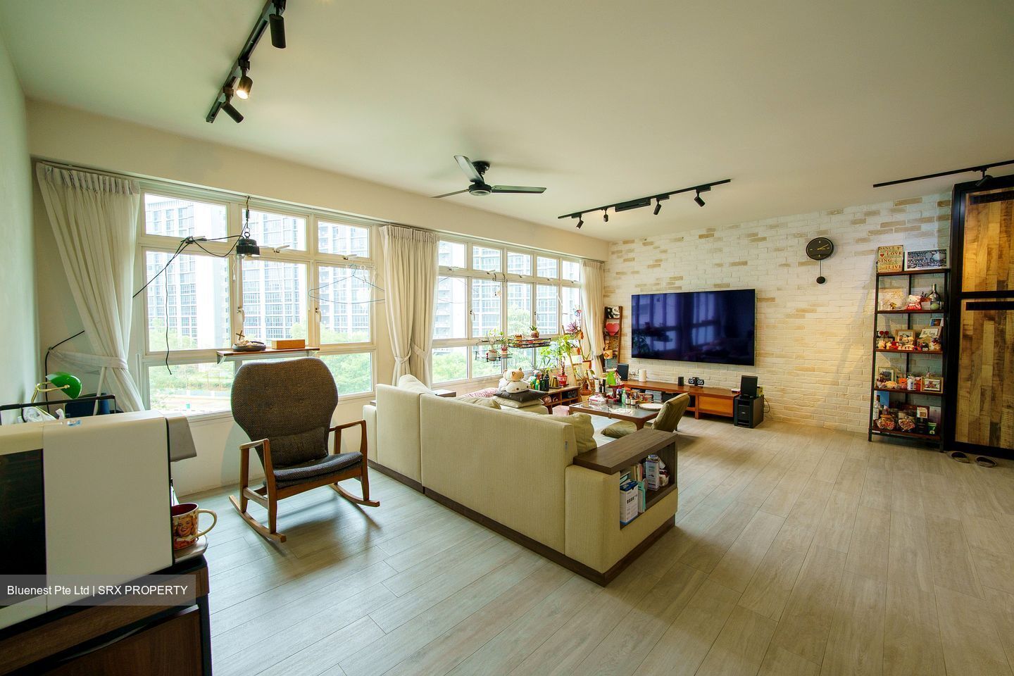 Blk 318B Yishun Greenwalk (Yishun), HDB 5 Rooms #622653881